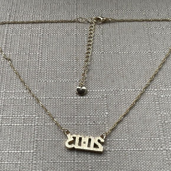 Natasha Women Necklace Birth Year 2003 Gold Tone Crystals Accent Jewelry - Picture 8 of 12